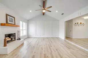 208 Meadowhill Dr, Benbrook, TX 76126 - Photo 14