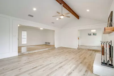 208 Meadowhill Drive, Benbrook, TX 76126 - Photo 12