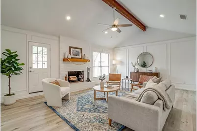 208 Meadowhill Drive, Benbrook, TX 76126 - Photo 8