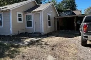 901 Sherman St, McKinney, TX 75069 - Photo 2