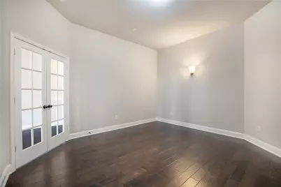 2811 Diamond Ridge Drive, Arlington, TX 76001 - Photo 8