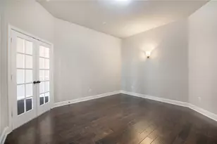 2811 Diamond Ridge Dr, Arlington, TX 76001 - Photo 8