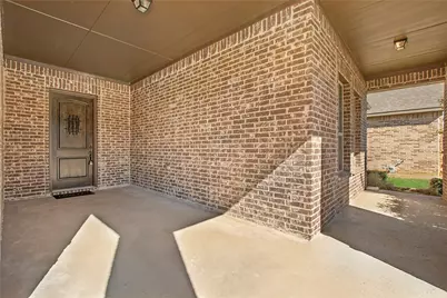 2811 Diamond Ridge Drive, Arlington, TX 76001 - Photo 4