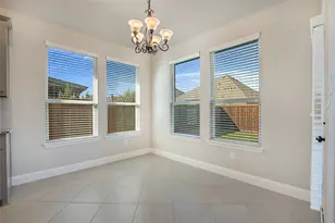 2811 Diamond Ridge Dr, Arlington, TX 76001 - Photo 16