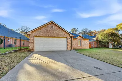 4912 Arborgate Drive, Arlington, TX 76017 - Photo 2