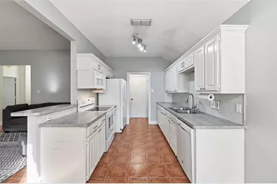 4912 Arborgate Drive, Arlington, TX 76017 - Photo 18