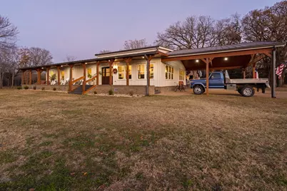 1512 E Henderson Street, Cleburne, TX 76031 - Photo 2