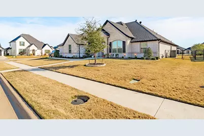 412 Fowler Drive, Granbury, TX 76048 - Photo 4