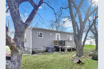 1100 Alford Street, Graham, TX 76450 - Photo 8