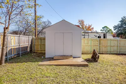 1327 Southern Boulevard, Cleburne, TX 76033 - Photo 36