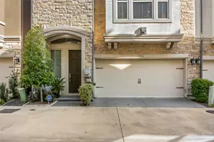 762 Lacey Oaks Pl, Dallas, TX 75204 - Photo 1