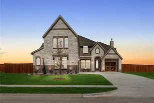 421 Birkdale Ln, Red Oak, TX 75154 - Photo 2