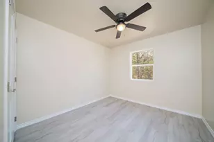 117 Cypress Cir, Mount Vernon, TX 75457 - Photo 16