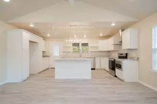 117 Cypress Cir, Mount Vernon, TX 75457 - Photo 4