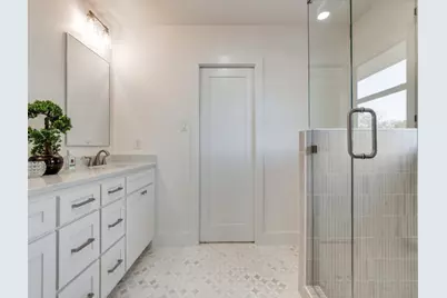 6611 Blessing Drive, Dallas, TX 75214 - Photo 20