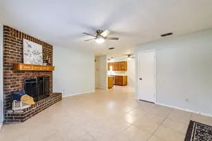 6517 Oak Forest Ct, Fort Worth, TX 76112 - Photo 8