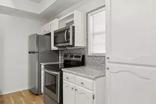 8511 Westover Ct, Granbury, TX 76049 - Photo 6