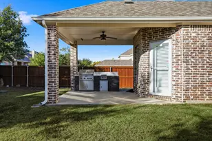 11813 Smithton Ave, McKinney, TX 75071 - Photo 32