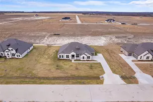 140 Lila Lk Dr, Waxahachie, TX 75165 - Photo 32