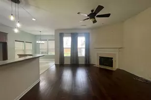 8525 Hudson St, North Richland Hills, TX 76180 - Photo 4