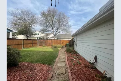 8525 Hudson Street, North Richland Hills, TX 76180 - Photo 22