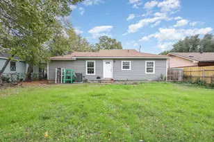 517 Thompson St, Irving, TX 75061 - Photo 24