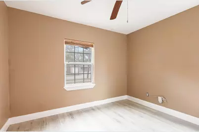 517 Thompson Street, Irving, TX 75061 - Photo 14