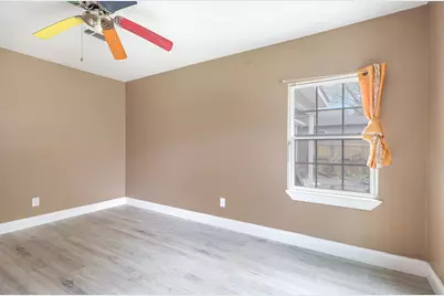 517 Thompson Street, Irving, TX 75061 - Photo 18