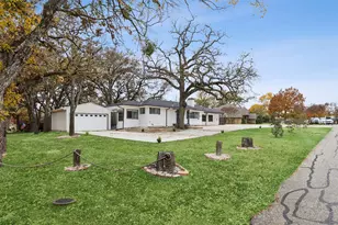 102 Woodland Dr, Highland Village, TX 75077 - Photo 1