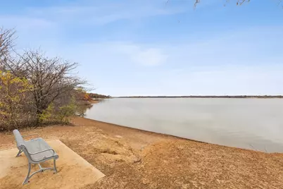 102 Woodland Drive, Highland Village, TX 75077 - Photo 32