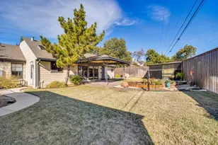 9702 El Patio Dr, Dallas, TX 75218 - Photo 20