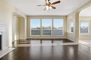 704 Rolling Hills Ln, DeSoto, TX 75115 - Photo 12