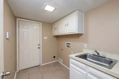 2317 Jenson Circle, Fort Worth, TX 76112 - Photo 14