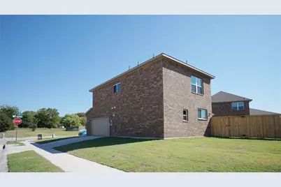 712 Prairie Creek Drive, Princeton, TX 75407 - Photo 22