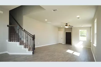 712 Prairie Creek Drive, Princeton, TX 75407 - Photo 6