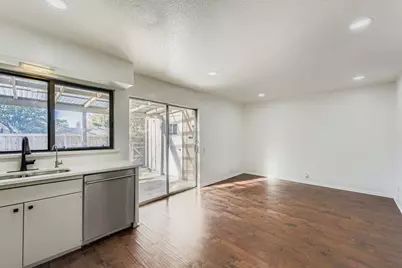 11907 Leisure Drive, Dallas, TX 75243 - Photo 12