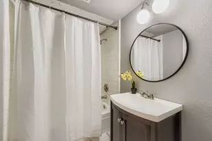 11907 Leisure Dr, Dallas, TX 75243 - Photo 16