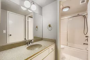 11907 Leisure Dr, Dallas, TX 75243 - Photo 18