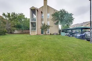 4113 Esters Rd, Irving, TX 75038 - Photo 2