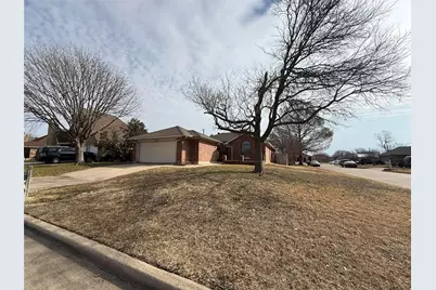 6115 Meadowside Trail, Arlington, TX 76017 - Photo 2