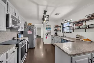 7633 S 3rd St Rd, Waco, TX 76706 - Photo 10