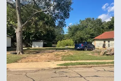 545 E Houston Street, Paris, TX 75460 - Photo 2