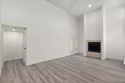 12816 Woodbend Court, Dallas, TX 75243 - Photo 6