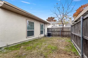 12816 Woodbend Ct, Dallas, TX 75243 - Photo 26