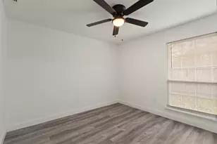 12816 Woodbend Ct, Dallas, TX 75243 - Photo 18