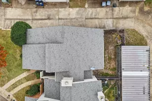 12816 Woodbend Ct, Dallas, TX 75243 - Photo 32