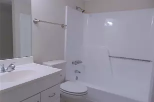 9402 Sugarberry Rd, Dallas, TX 75249 - Photo 16