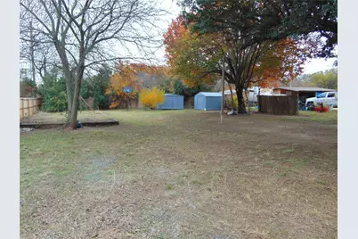 9402 Sugarberry Road, Dallas, TX 75249 - Photo 10