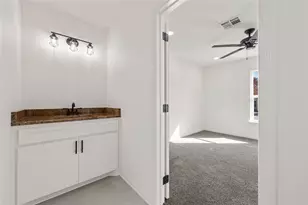 1104 W 10th St, McGregor, TX 76657 - Photo 20