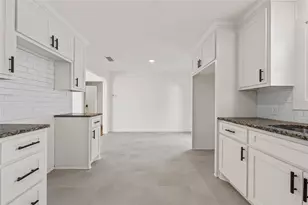 1104 W 10th St, McGregor, TX 76657 - Photo 12